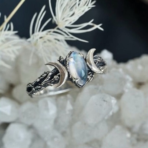 Silver Moon Stone Ring Witchy Themed Ring, Forest Ring - Picture 3 of 6